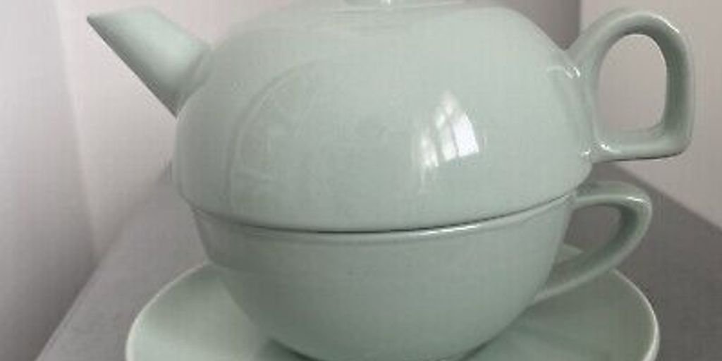 green tea cup